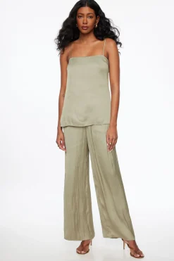 Blouses & Tops | Blouses & Tops-Dynamite Crinkled Satin Cami Green