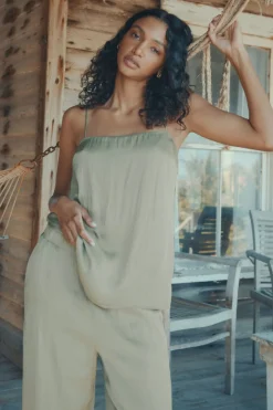 Blouses & Tops | Blouses & Tops-Dynamite Crinkled Satin Cami Green