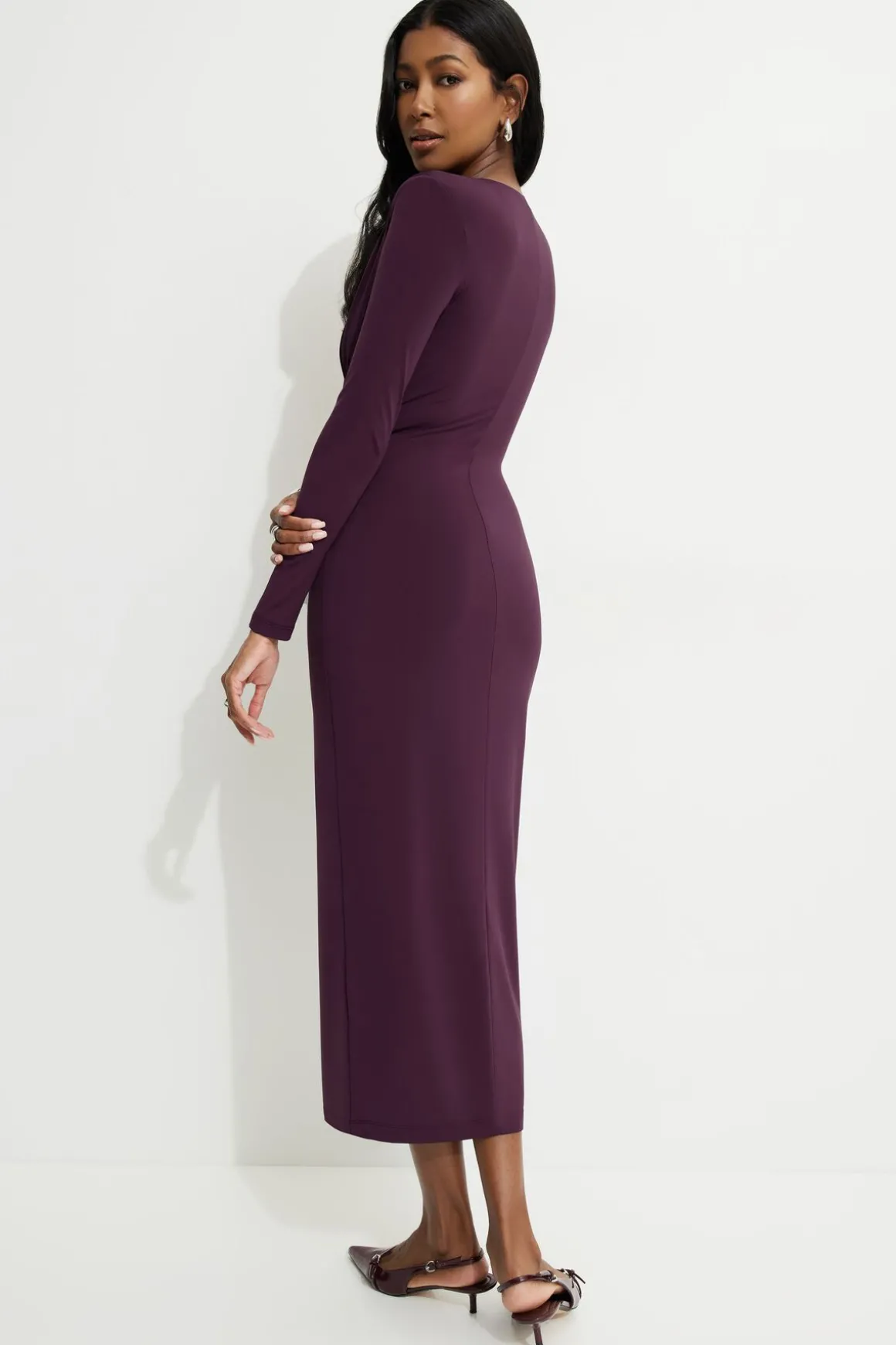 Dresses & Jumpsuits | New Dresses-Dynamite Deep V Maxi Dress Burgundy
