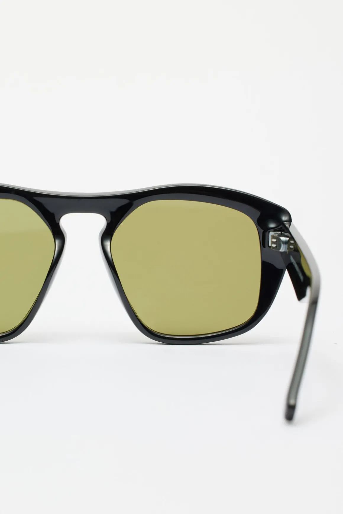 Sunglasses-Dynamite LE SPECS | Preposterous Sunglasses Black