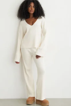 Sweaters & Cardigans | Sweaters-Dynamite Ribbed V-Neck Sweater White