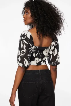 Blouses & Tops | Blouses & Tops-Dynamite Solene Puff Sleeve Sweetheart Top Black